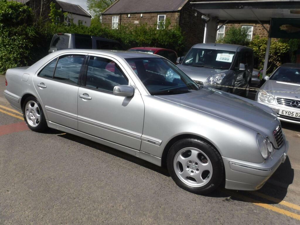 Mercedes-Benz E Class 3.2 E320 Cdi Avantgarde Silver #2