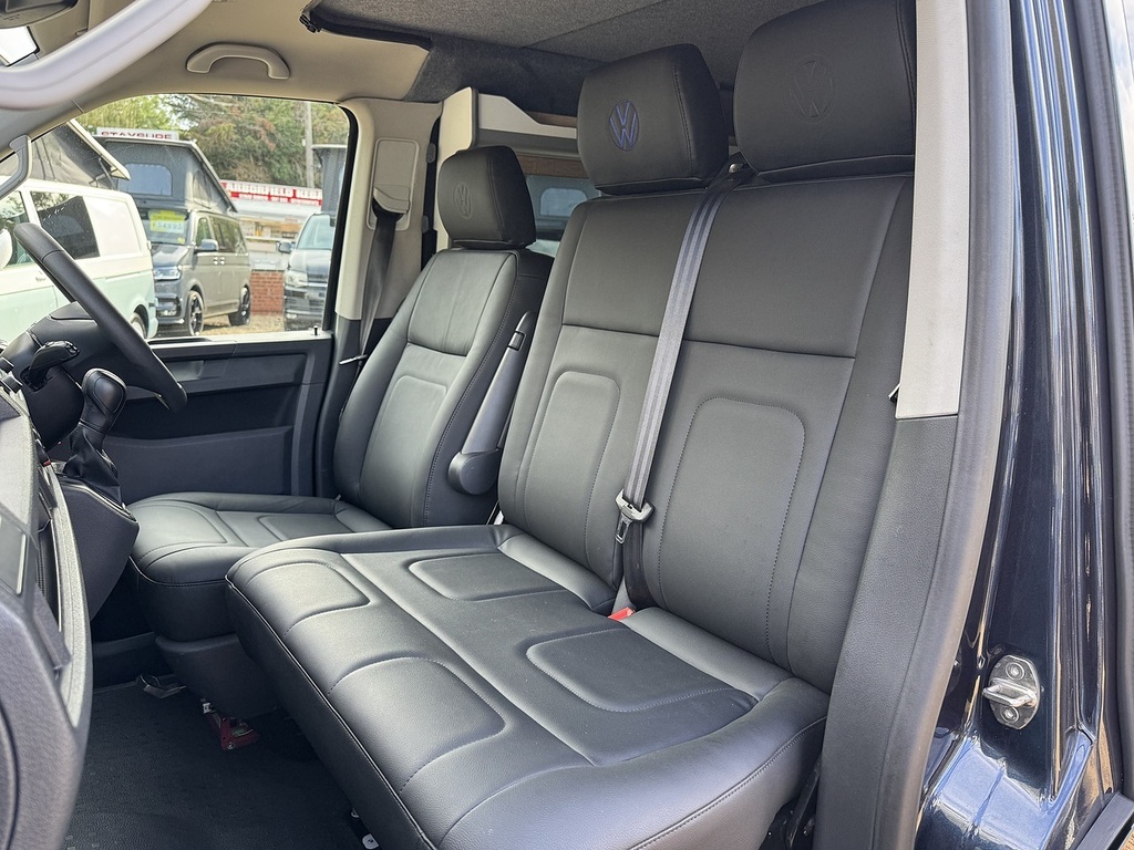 Volkswagen Transporter Panel Van Yellow #28