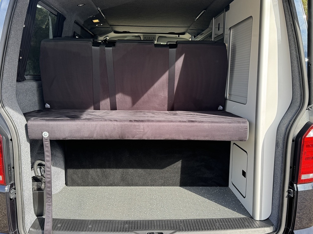 Volkswagen Transporter Panel Van Yellow #8