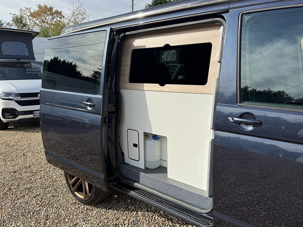 Volkswagen Transporter Panel Van Yellow #14