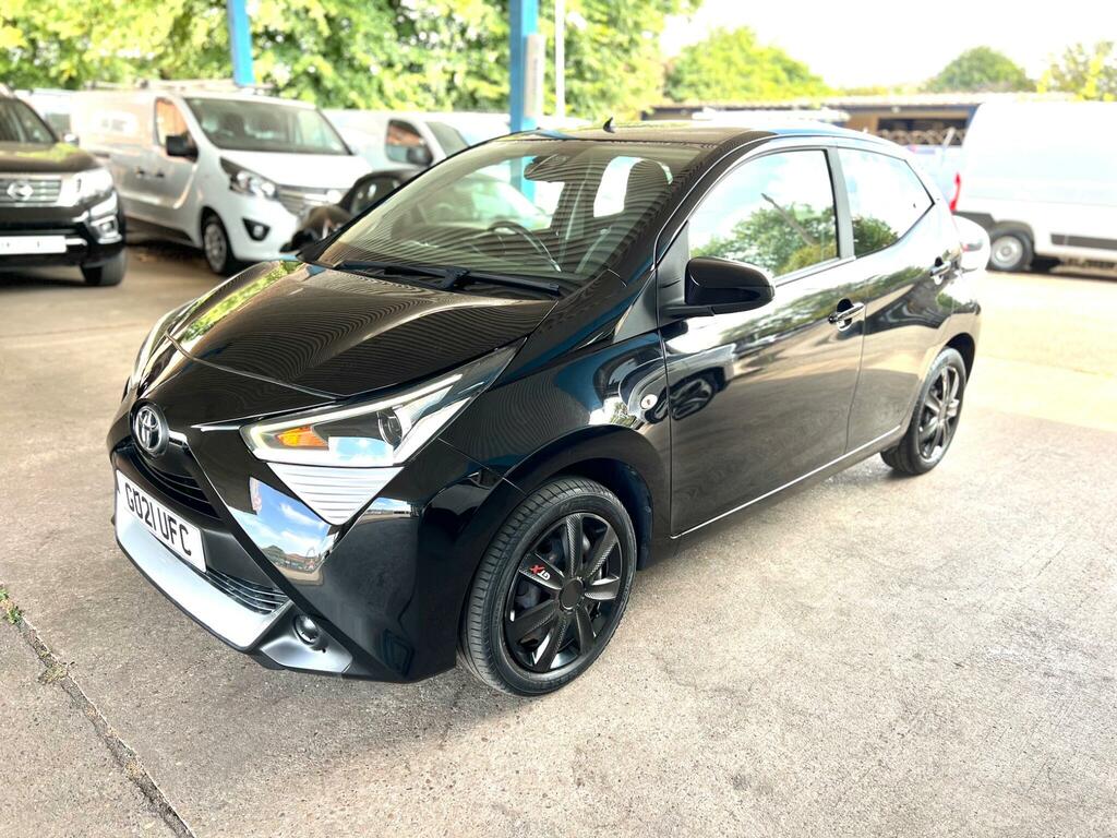 Toyota Aygo 1.0 Vvt-i X-play Euro 6 Safety Sense Black #3