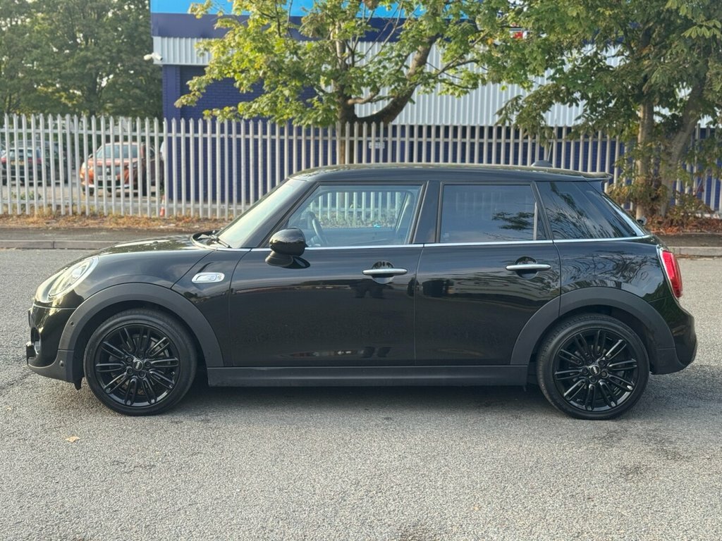 Mini Hatch Cooper S AY18EOF Black #4