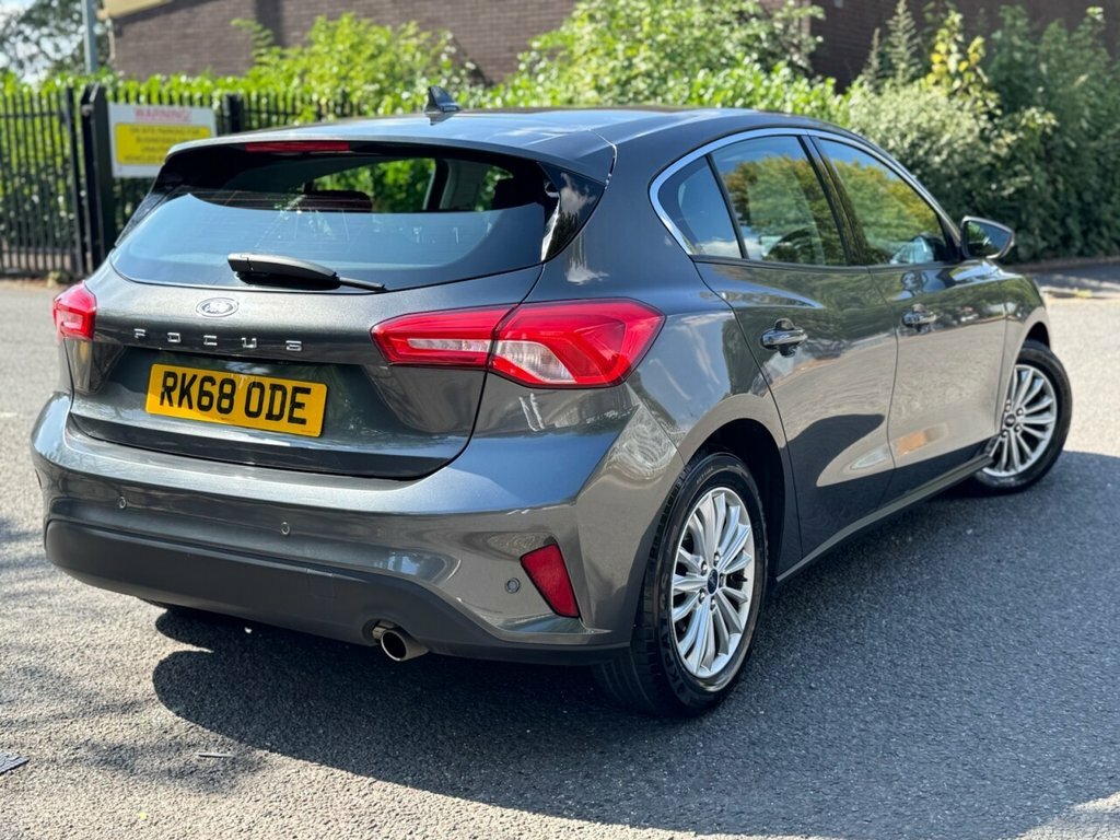 Ford Focus 1L Titanium RK68ODE Grey #3