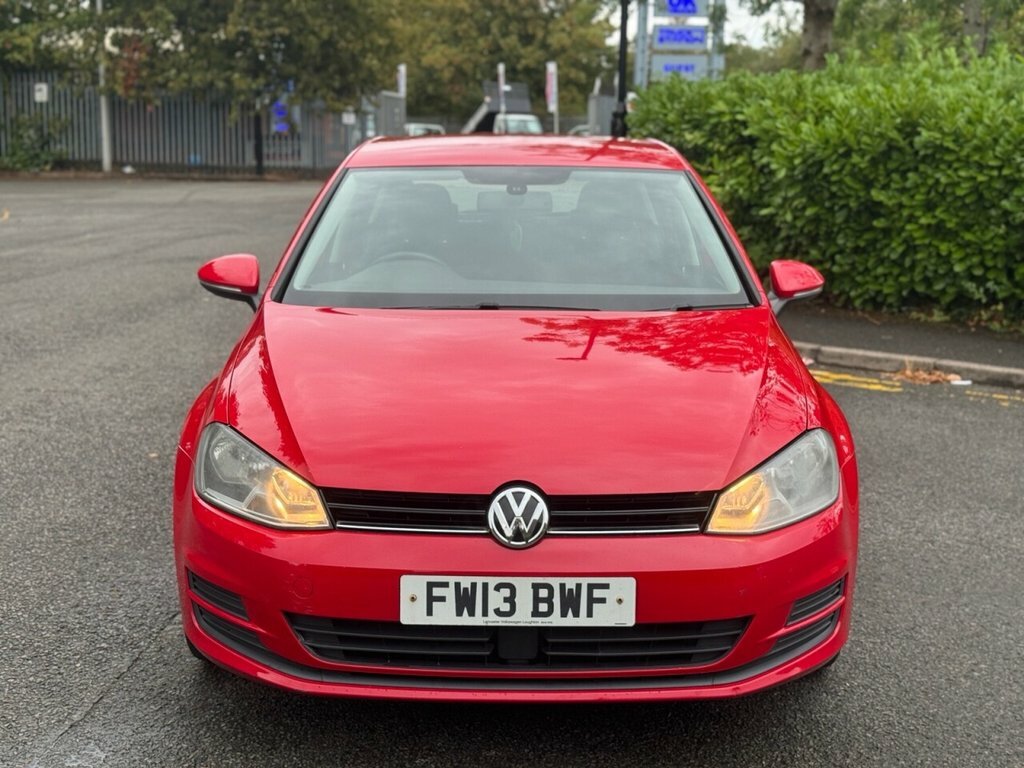 Volkswagen Golf 1.6L Se FW13BWF Red #2