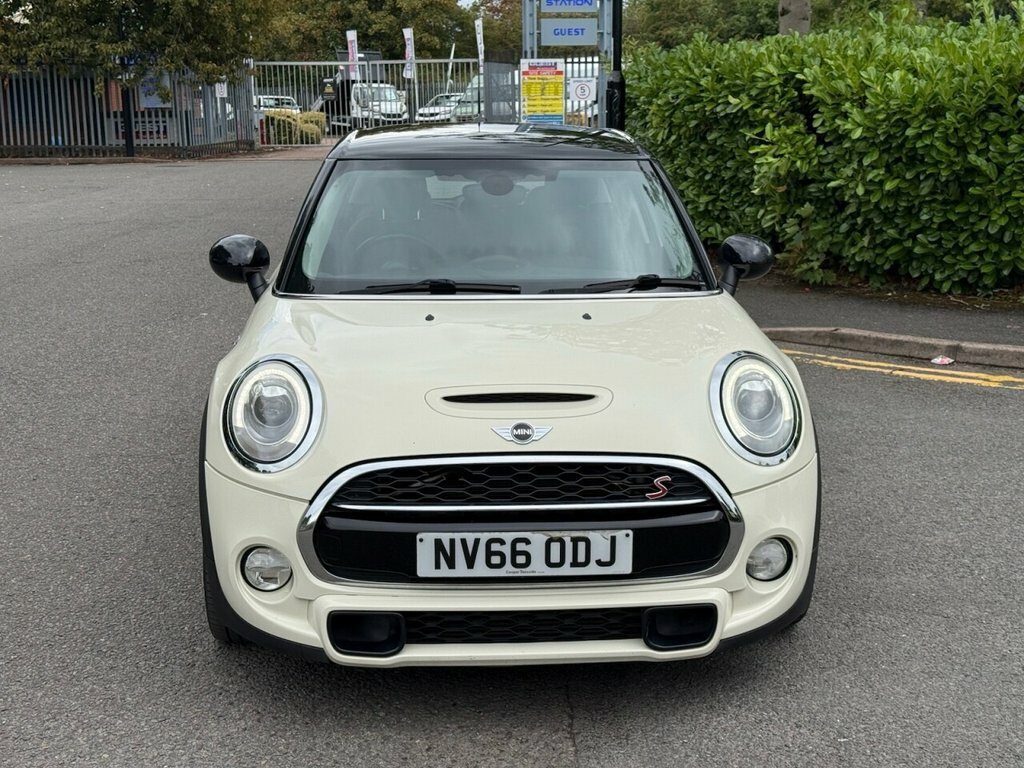 Mini Hatch 2L Cooper Sd White #2