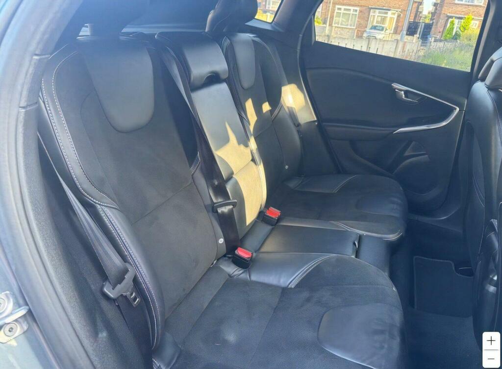 Volvo V40 Hatchback 2.0 T3 Gpf R-design Nav Plus Euro 6 Ss Grey #6