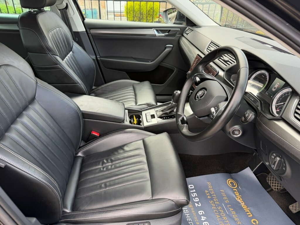 Skoda Superb Hatchback SK71FOC Black #2