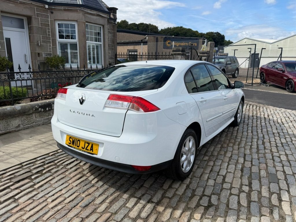 Renault Laguna Tomtom Edition White #7