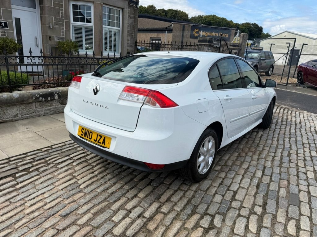 Renault Laguna Tomtom Edition White #16
