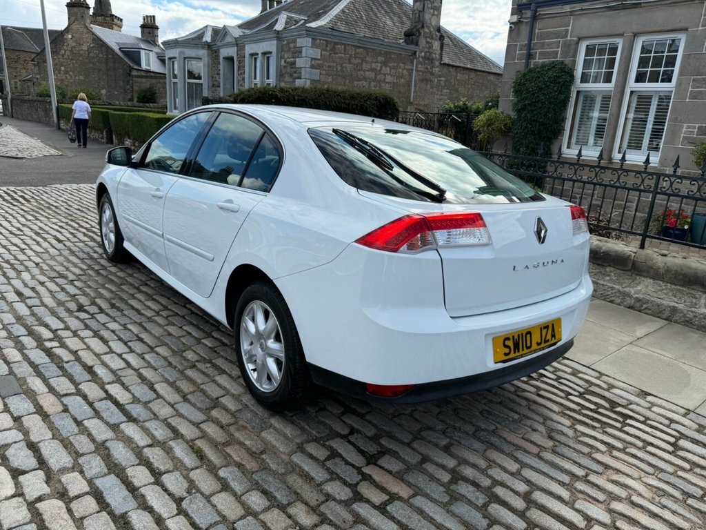 Renault Laguna Tomtom Edition White #10