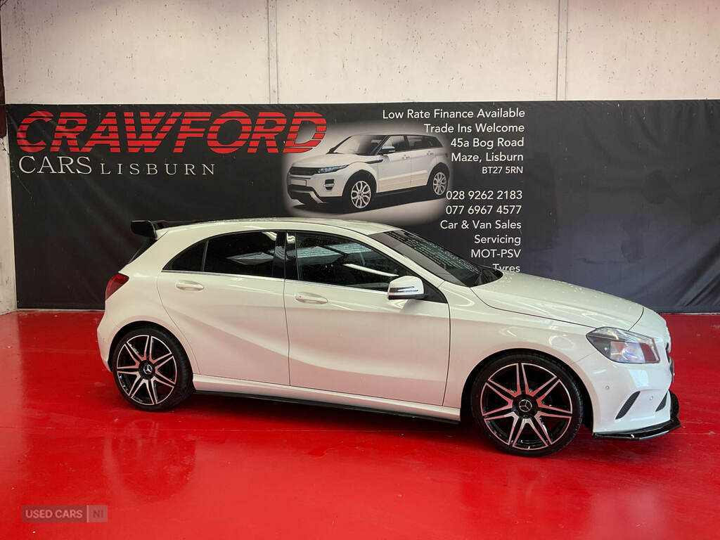 Mercedes-Benz A Class A180d Se Executive KR67UWH White #2