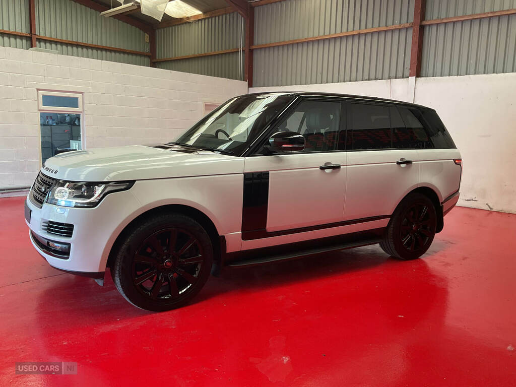 Land Rover Range Rover 3.0 Tdv6 Vogue White #6