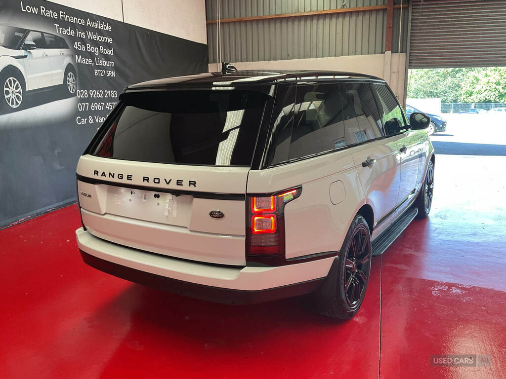 Land Rover Range Rover 3.0 Tdv6 Vogue White #5