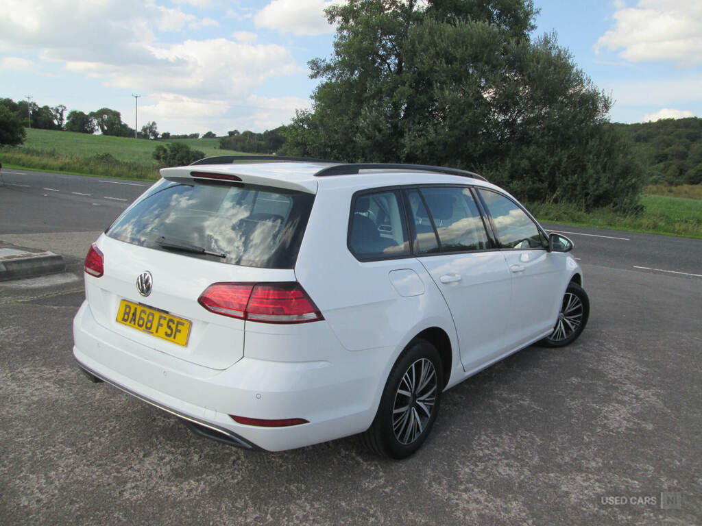 Volkswagen Golf 1.6 Tdi Se BA68FSF White #4