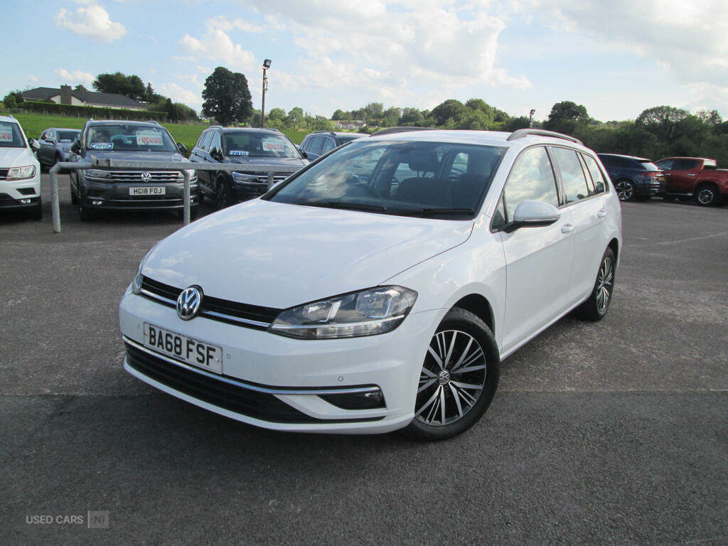 Volkswagen Golf 1.6 Tdi Se BA68FSF White #2