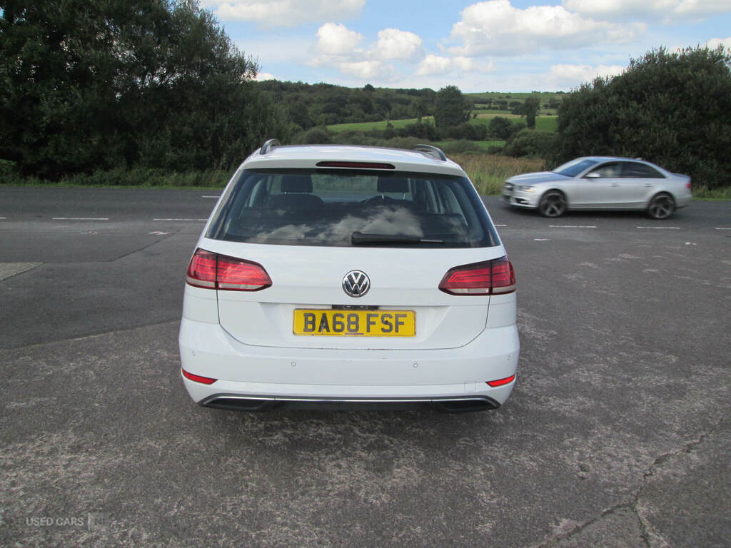 Volkswagen Golf 1.6 Tdi Se BA68FSF White #6