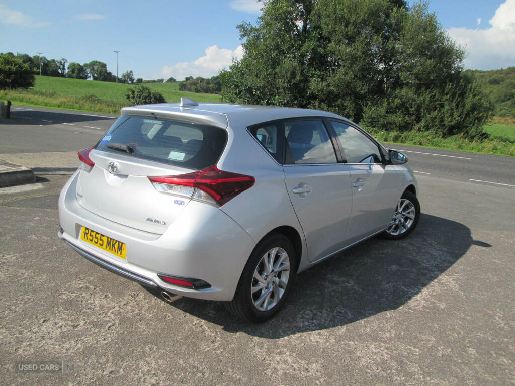 Toyota Auris 1.6 D-4d Business Edition Silver #4