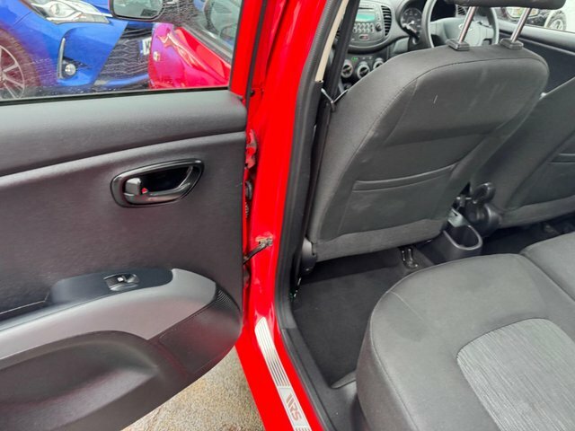 Hyundai I10 Active Silver #29