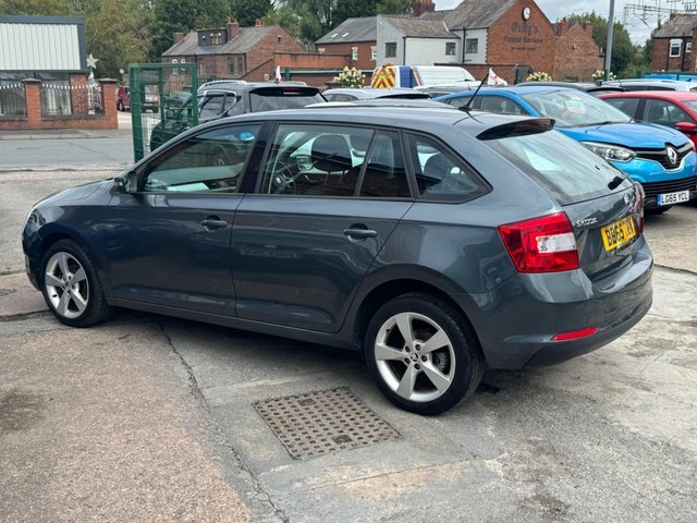 Skoda Rapid Spaceback 1.2 Tsi 110 Se Tech Red #24
