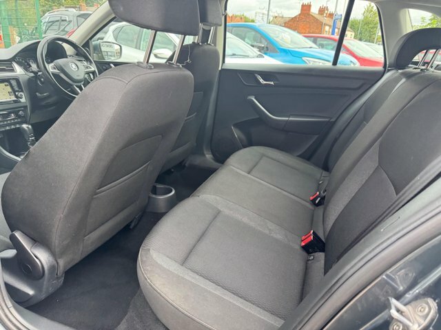 Skoda Rapid Spaceback 1.2 Tsi 110 Se Tech Red #29