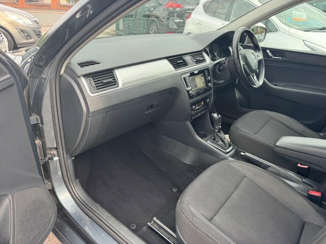 Skoda Rapid Spaceback 1.2 Tsi 110 Se Tech Red #27