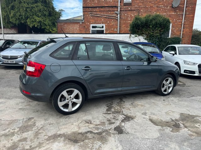 Skoda Rapid Spaceback 1.2 Tsi 110 Se Tech Red #12