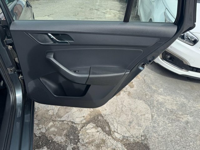Skoda Rapid Spaceback 1.2 Tsi 110 Se Tech Red #34