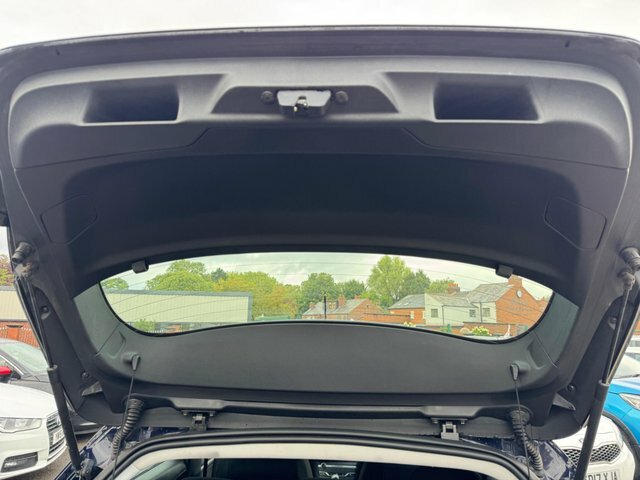 Peugeot 308 Active Red #20