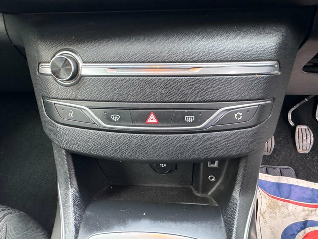 Peugeot 308 Active Red #37