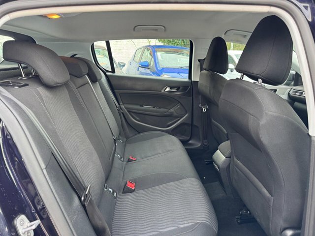 Peugeot 308 Active Red #24