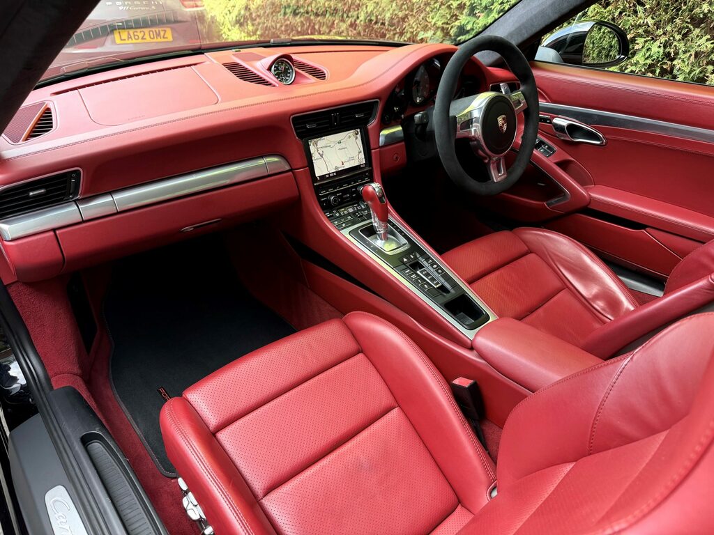 Porsche 911 Carrera 3.8S 