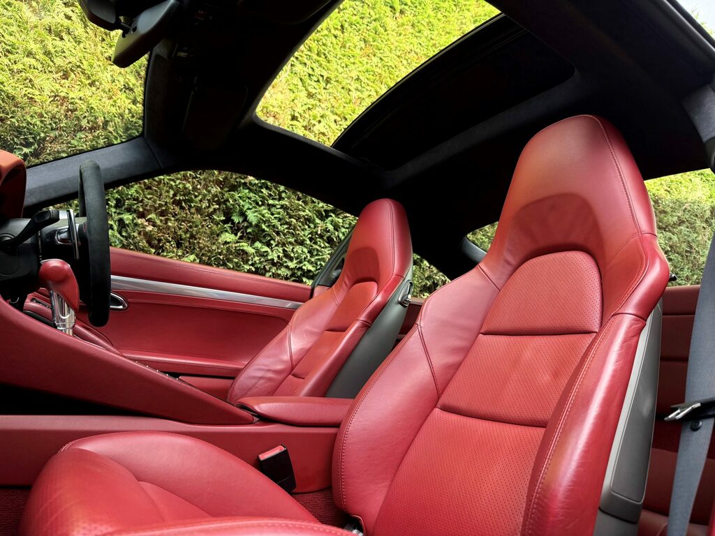 Porsche 911 Carrera 3.8S   #5