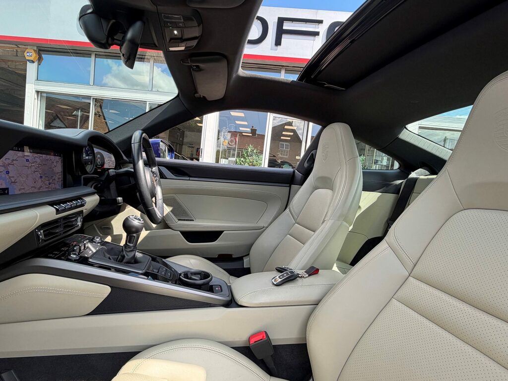 Porsche 911 Carrera S  #3