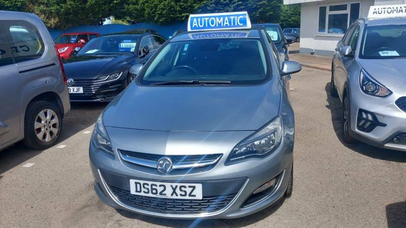 Vauxhall Astra 2.0 Cdti 16V Se - 2013 62 Silver #2