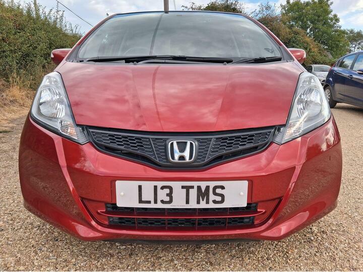 Honda Jazz 1.4 I-vtec Es Plus Cvt Euro 5 Red