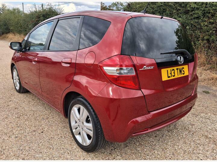 Honda Jazz 1.4 I-vtec Es Plus Cvt Euro 5 Red #4