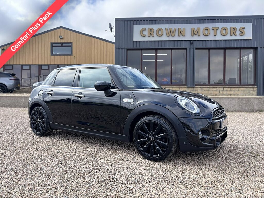 Mini Hatch Cooper S Exclusive YG20VKC Black