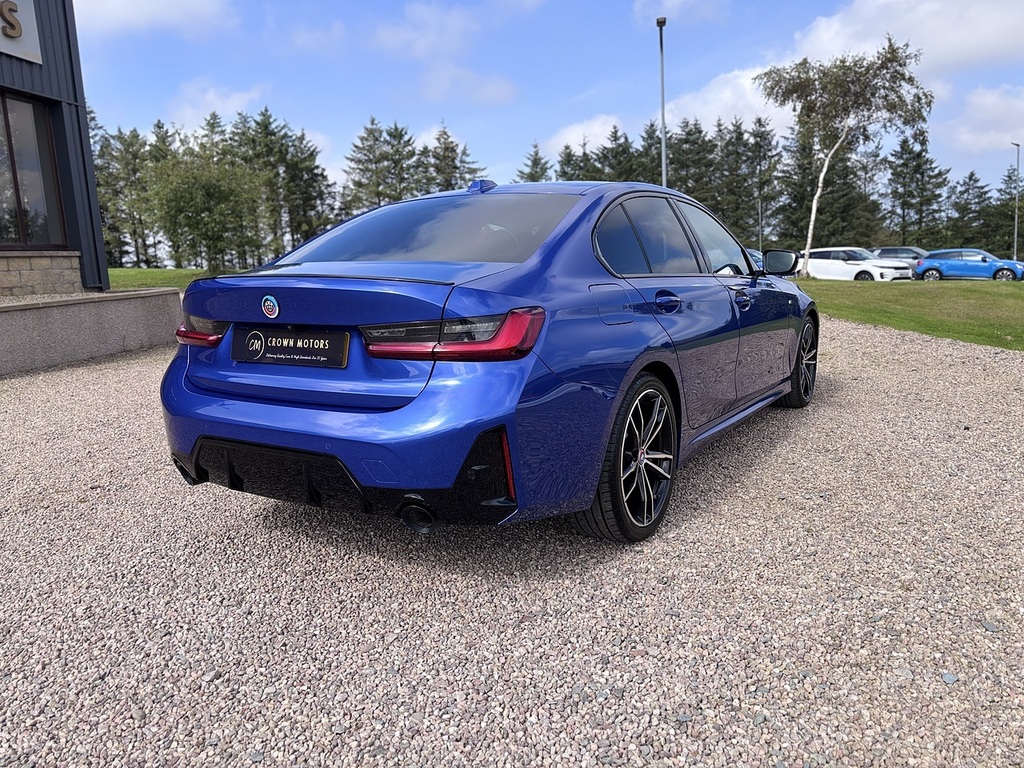 BMW 3 Series Saloon YA24UVW Blue #4