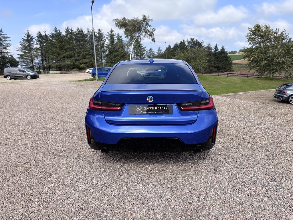BMW 3 Series Saloon YA24UVW Blue #6