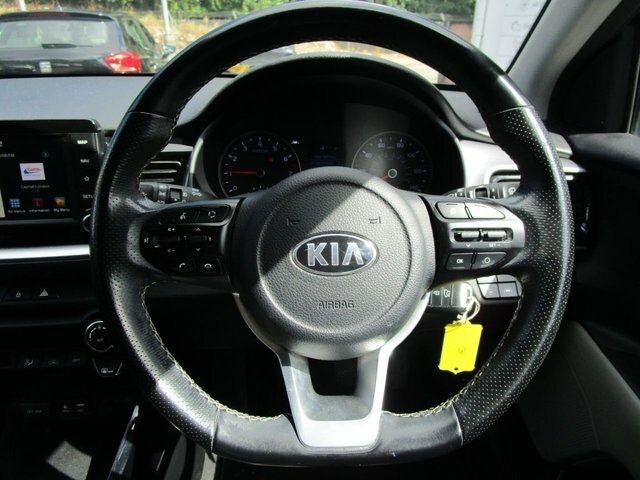 Kia Stonic Mixx Isg White #15