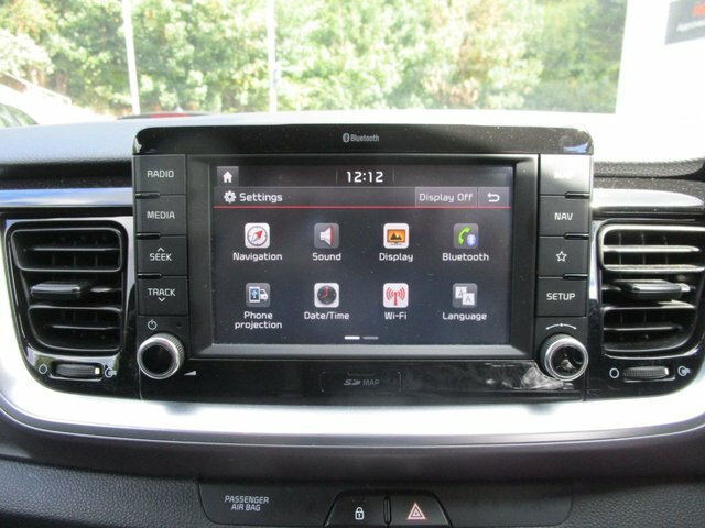 Kia Stonic Mixx Isg White #22