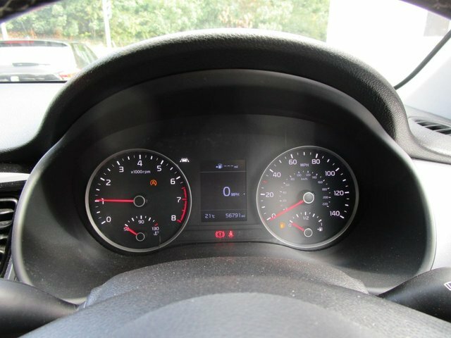 Kia Stonic Mixx Isg White #16