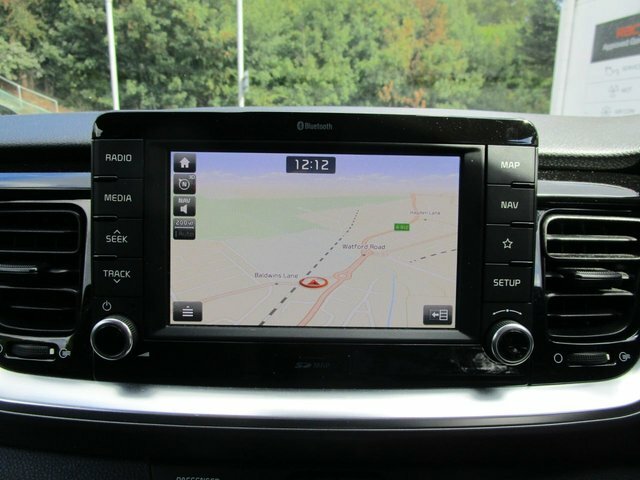 Kia Stonic Mixx Isg White #21