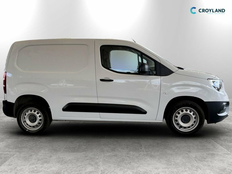 Vauxhall Combo 1.5L Prime EA23CGE White #2