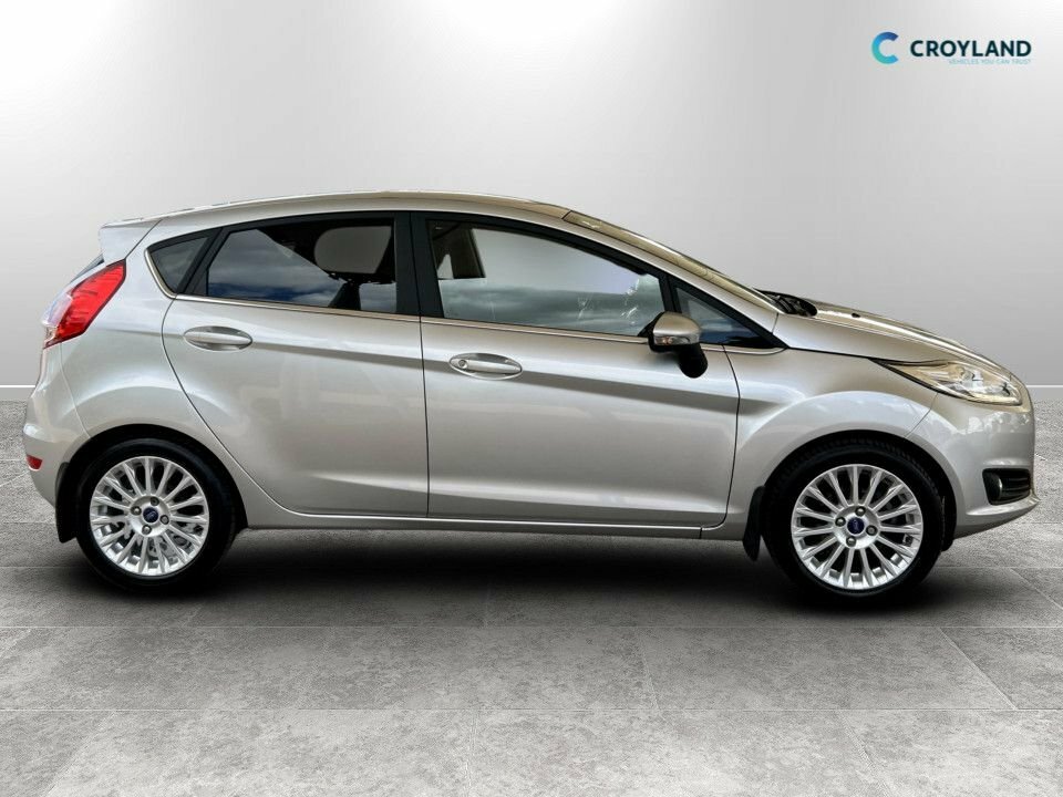 Ford Fiesta 1L Titanium KN15GWC Silver #2