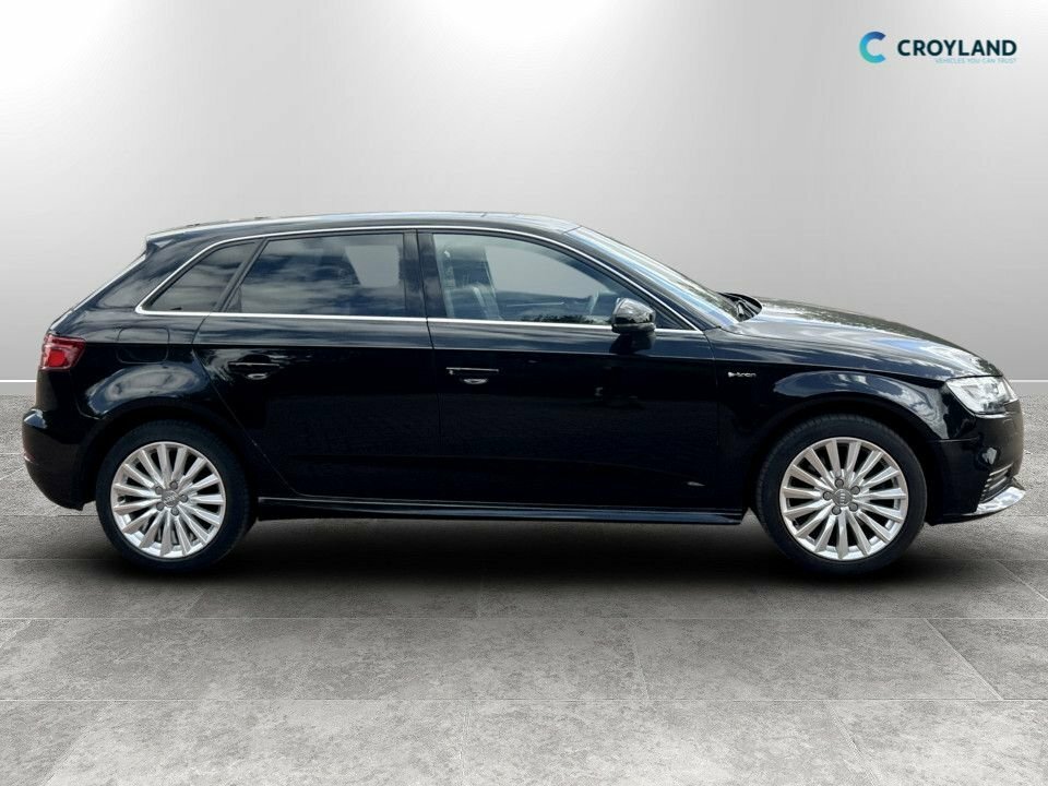 Audi A3 1.4L E-tron HJ66GCF Black #2