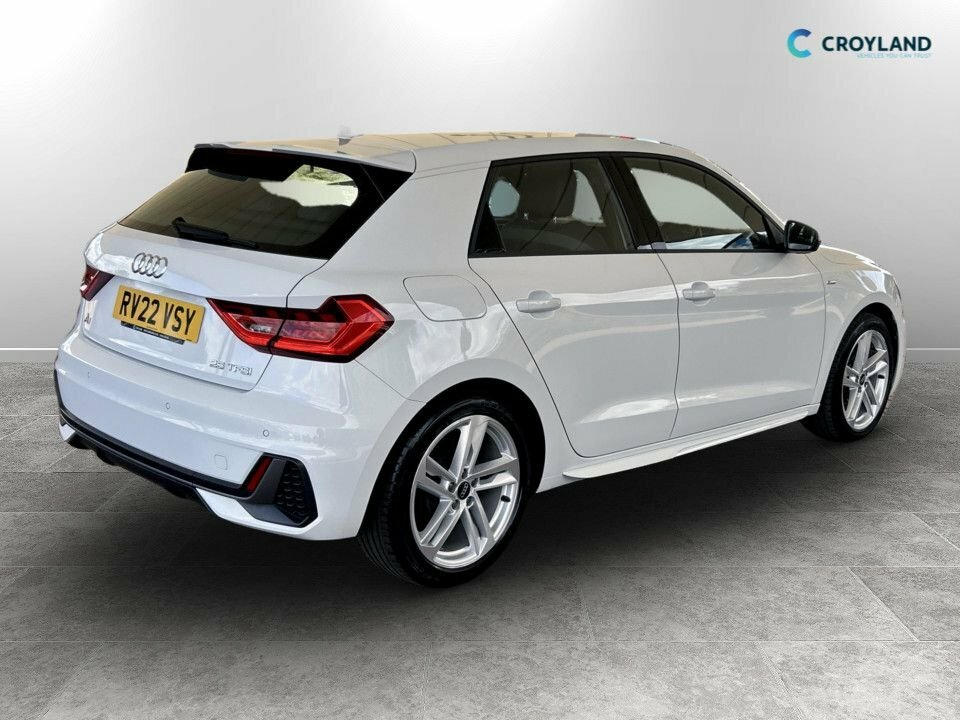 Audi A1 Petrol RV22VSY White #3
