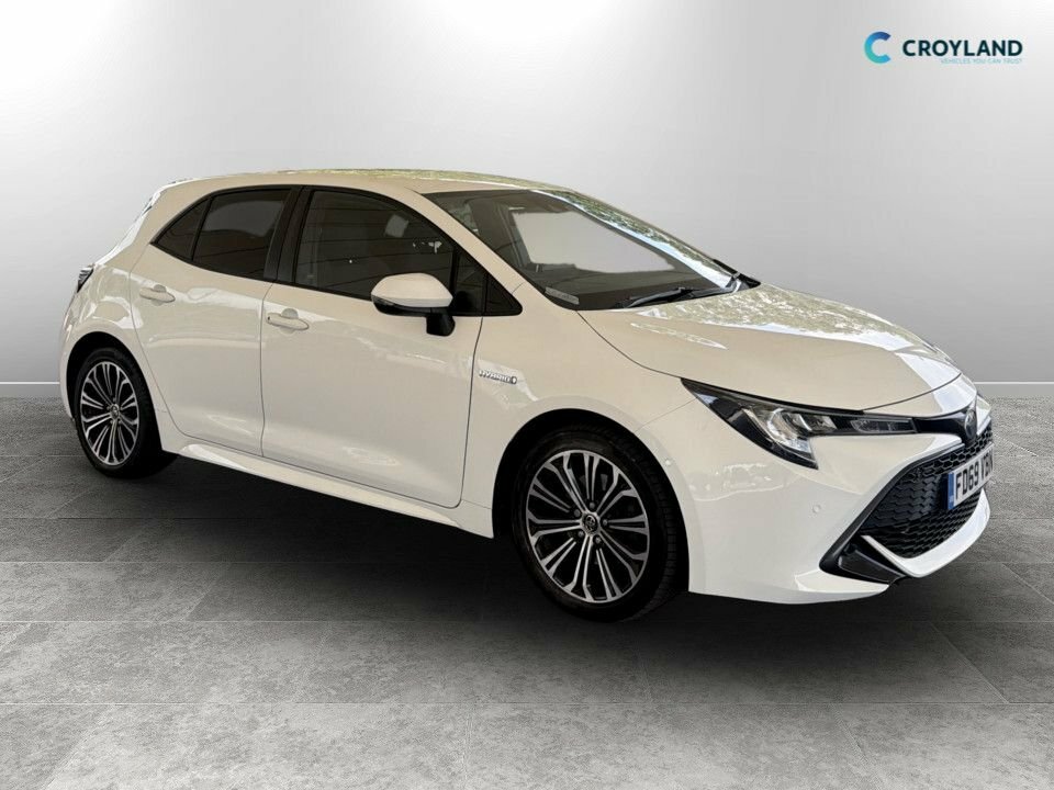 Toyota Corolla 2L Design White