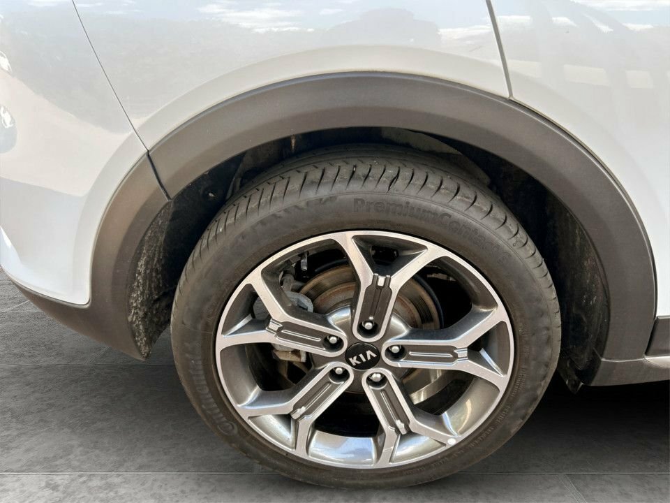 Kia Xceed 1L 3 White #4