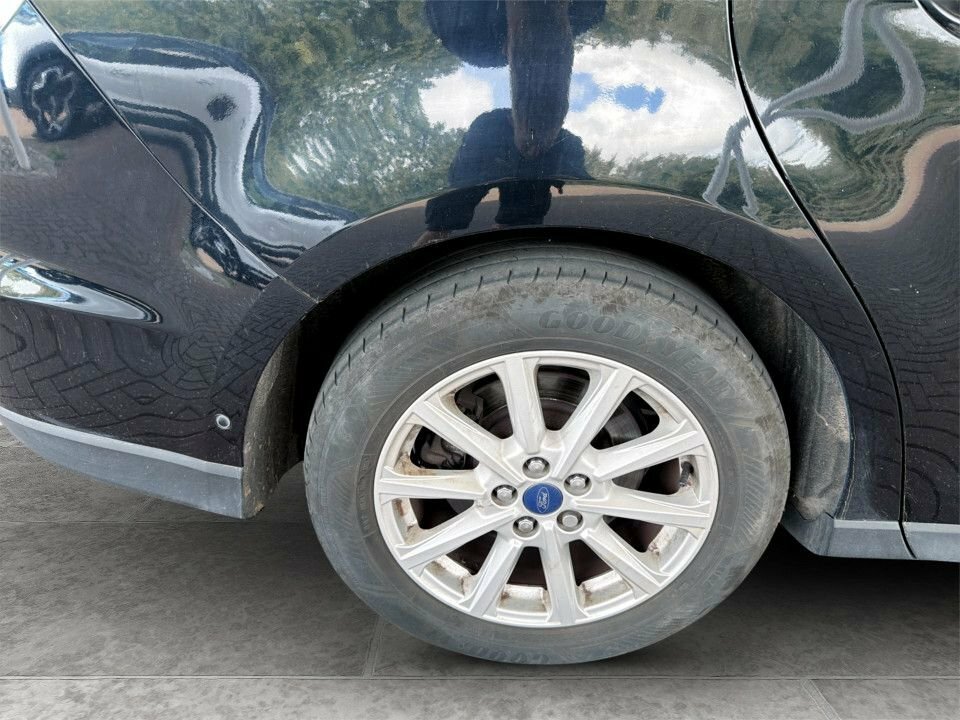 Ford Galaxy 2L Titanium X Black #4
